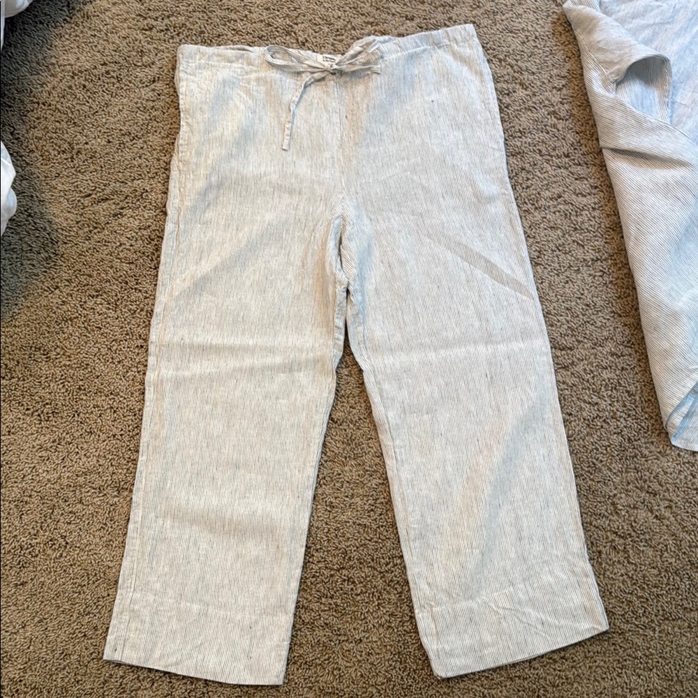 Threads Linen Pinstripe Set - Picture 8 of 10
